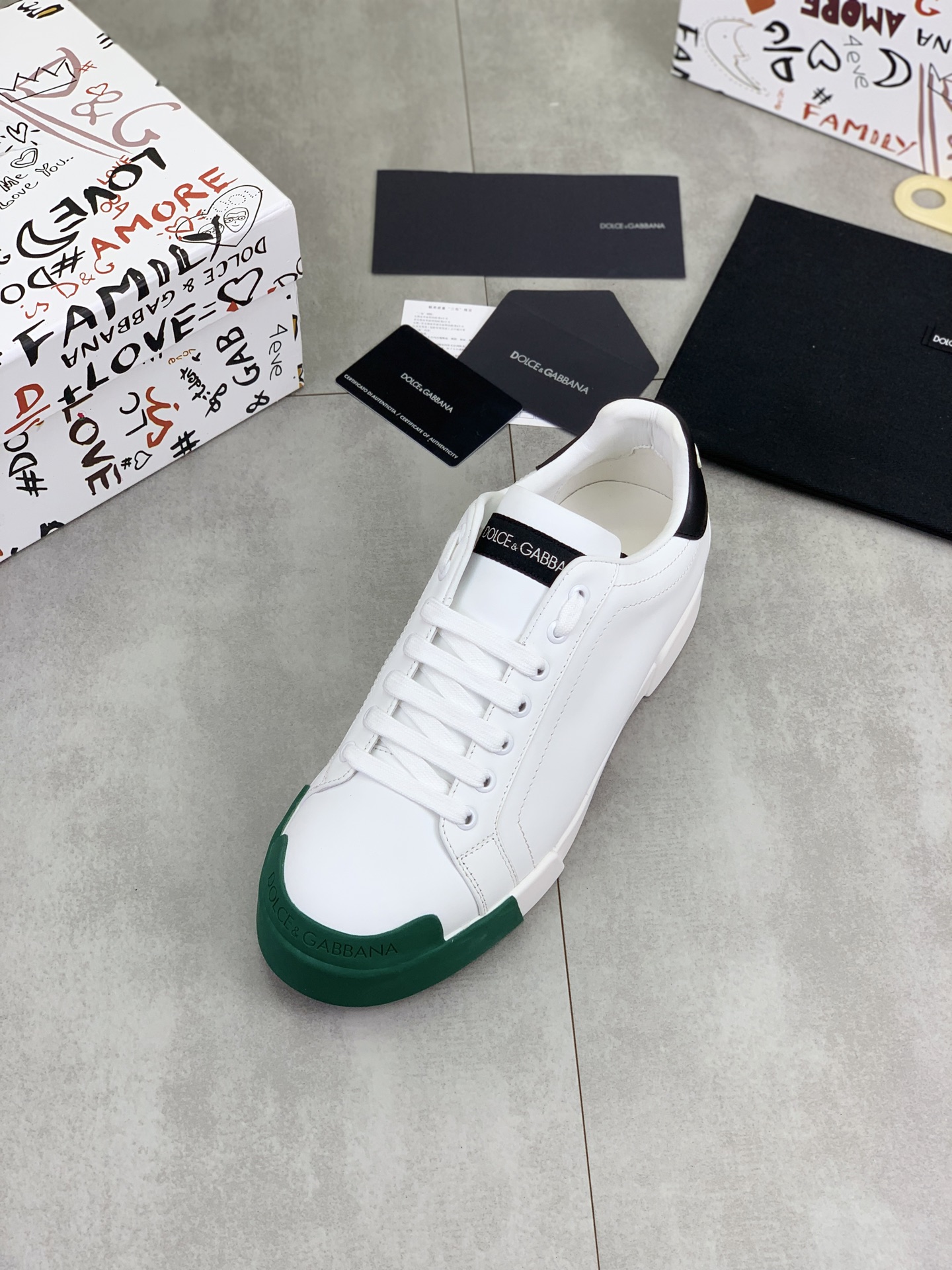 olce & Gabbana shoe